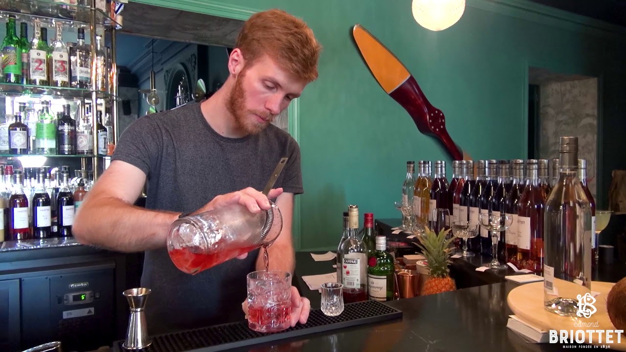 Briottet - Cocktail Donna Reed with Coco Liqueur Briottet & Campari