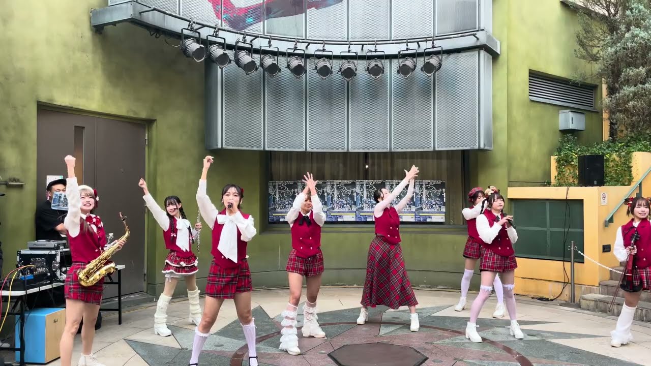 2026.01.18 アイオケ「革命のベルを鳴らせ」| 3rdアルバム『私たち、本気です！！』リリイベ @ LA CITTADELLA 中央噴水広場 2部