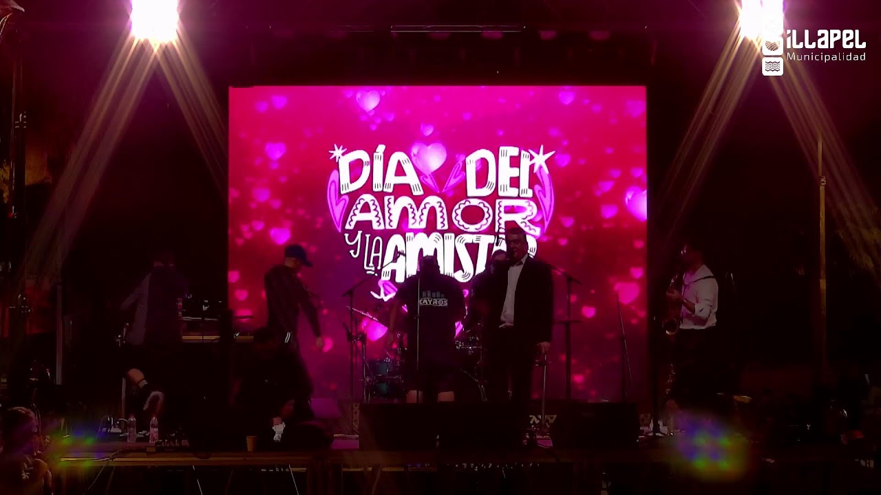 Día del Amor y la Amistad, Plaza de Armas