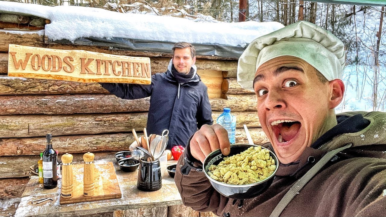 WOODS KITCHEN: Veganes GULASCH im Camp kochen + NEUES SCHILD | Survival Mattin