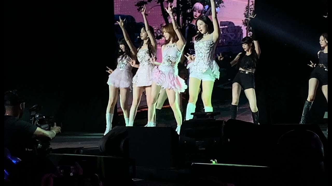 aespa - GIRLS (aespa LIVE TOUR 2023 SYNK HYPER LINE in SÃO PAULO) 230911