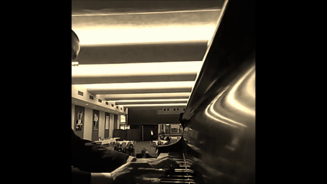The Beinoni - the Niggun of the Previous Rebbe (Chassidic Melody) by Pianist Mikhoel Pais