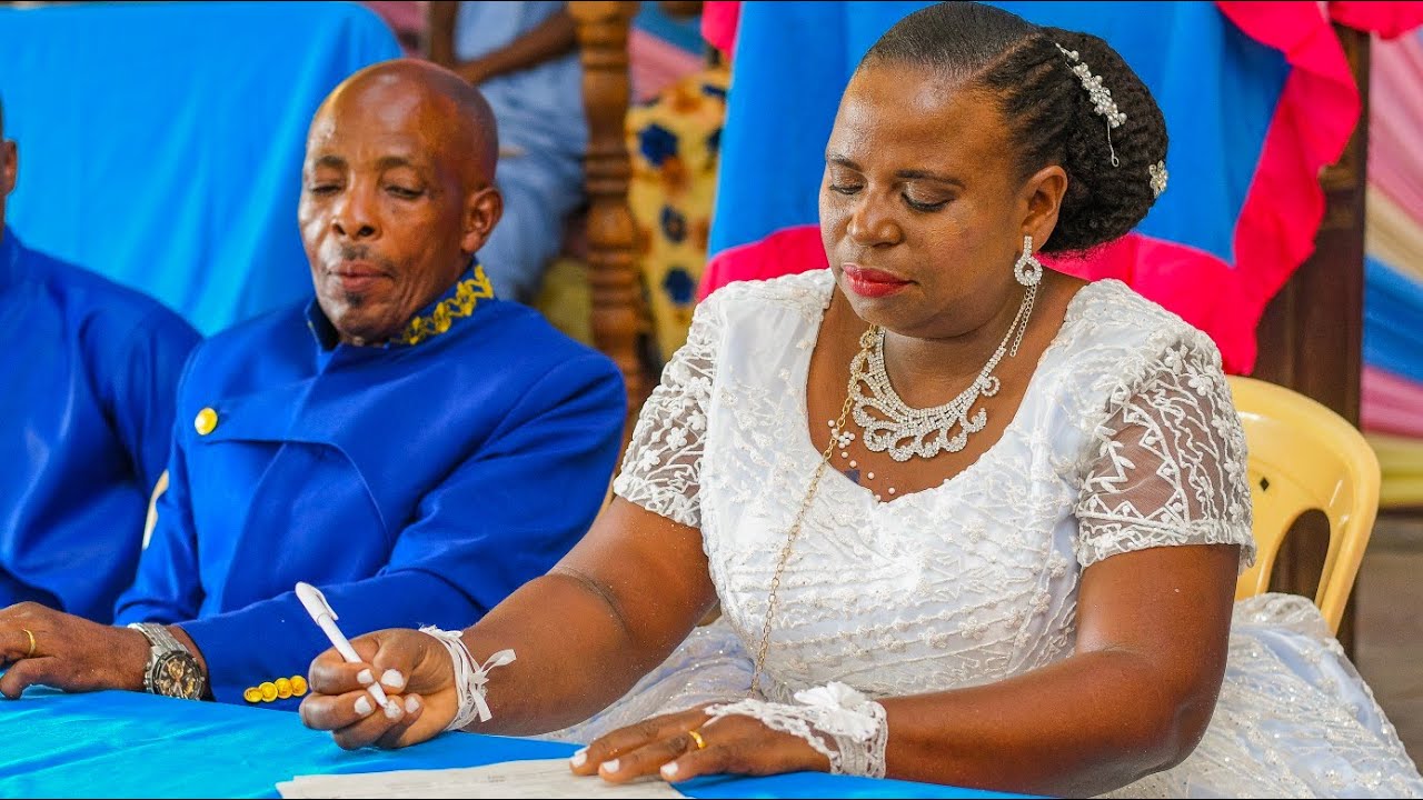 JOYCE WEDS JOSEPH 1C