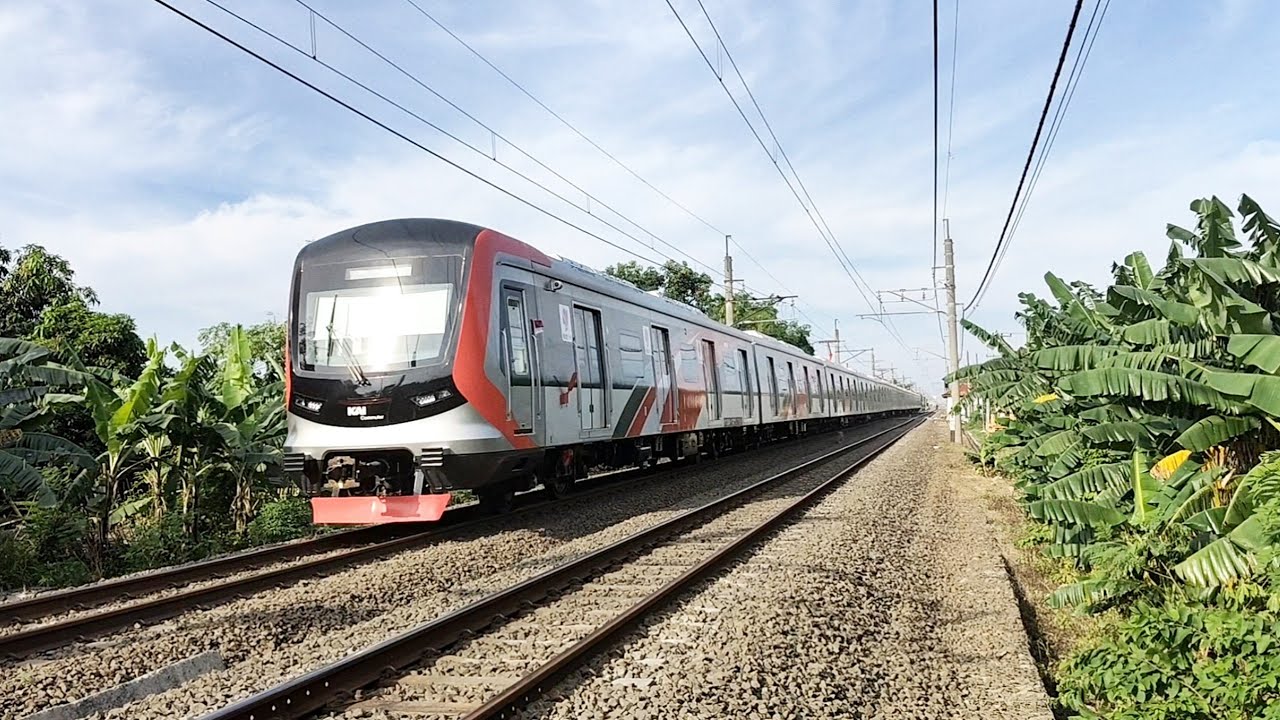 KOMPILASI KRL COMMUTER LINE SPESIAL HUT RI KE 80 DI JALUR BLUE LINE