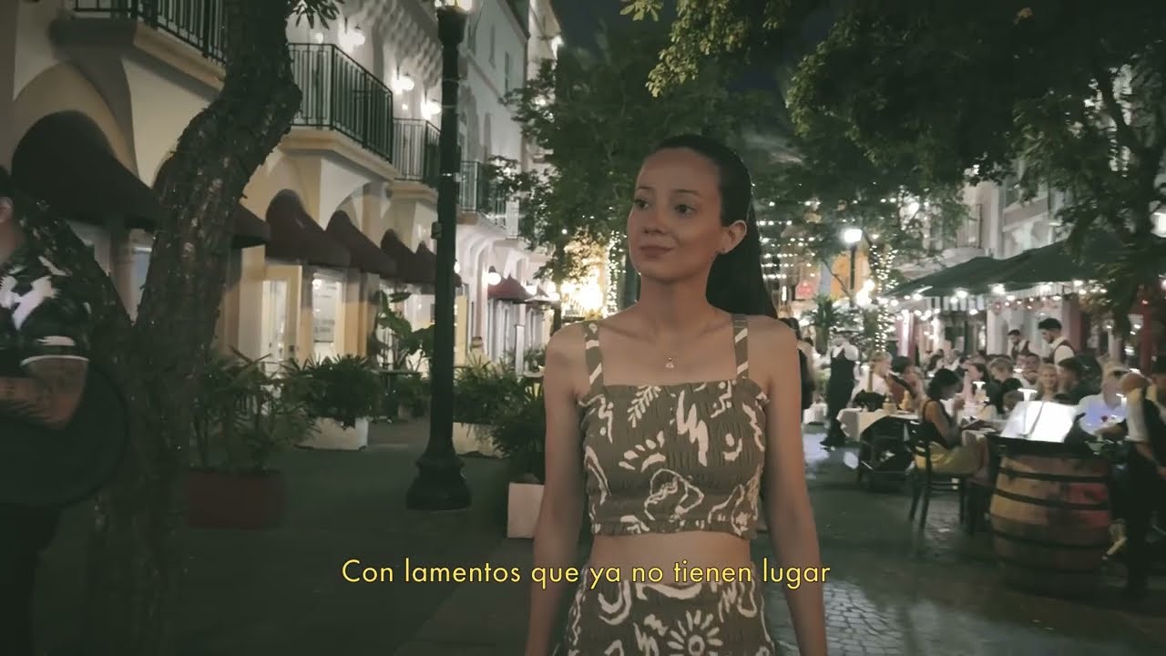Katherine Toral - En honor a la memoria (Official Lyric Video)