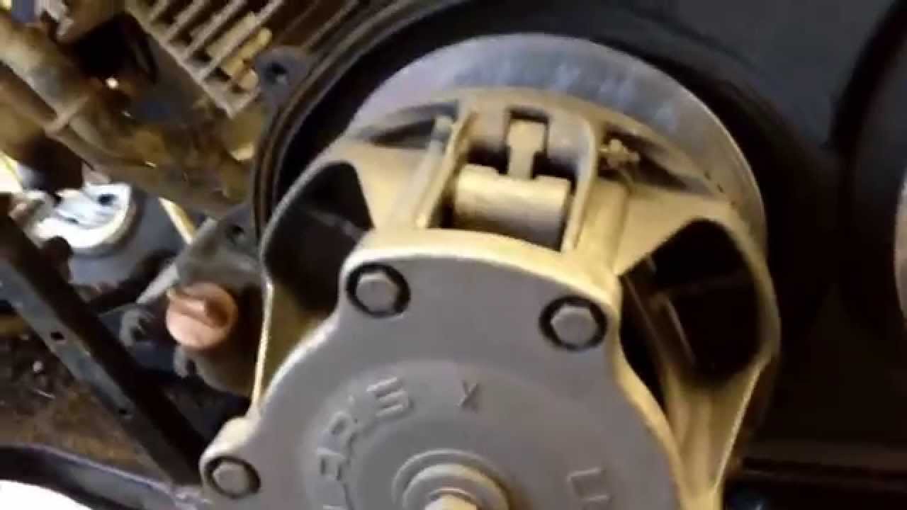 2001 Polaris Trailboss 325 CVT in action and drive belt replacement