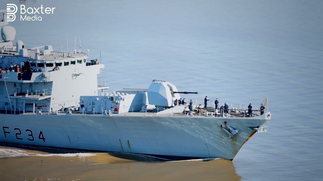 HMS Iron Duke leaving Hull on the Humber Estuary