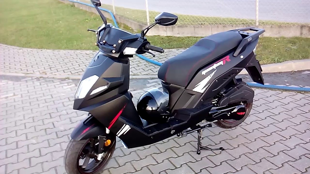 Zipp Quantum R 125 pod zakładem pracy