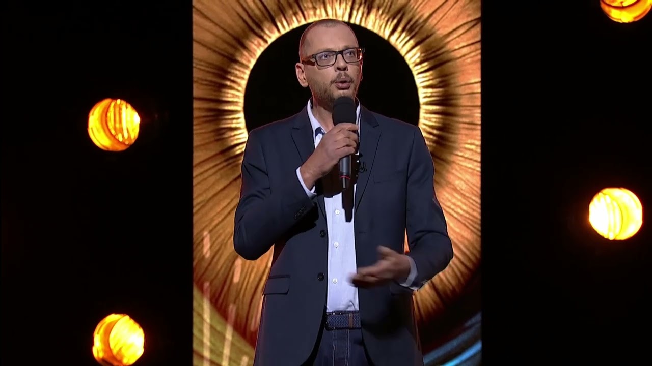 Az eltitkolt igazs&aacute;g - Kőhalmi Zolt&aacute;n &ouml;n&aacute;ll&oacute; estje (r&eacute;szlet) | DumaTV | Dumasz&iacute;nh&aacute;z