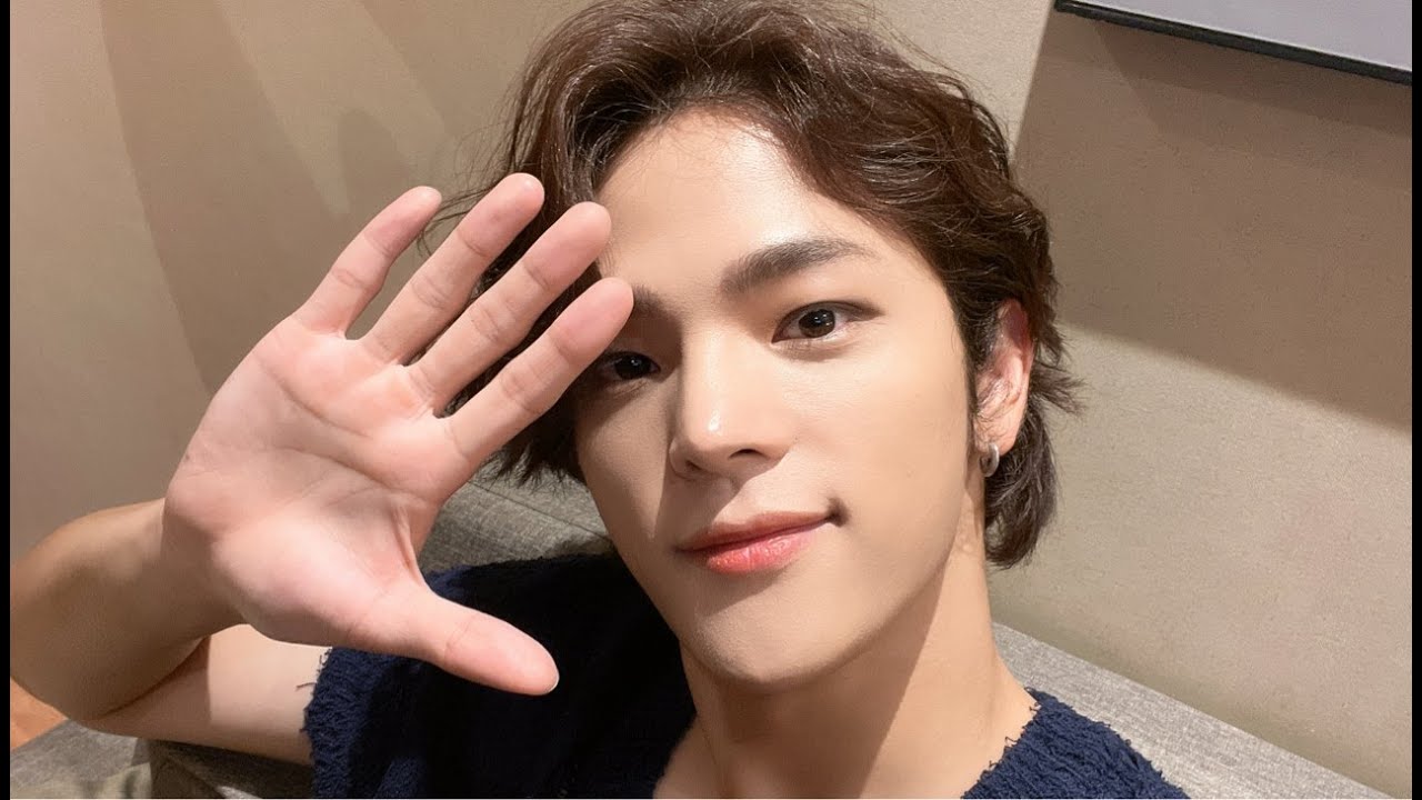 Woojin in Brazil💜