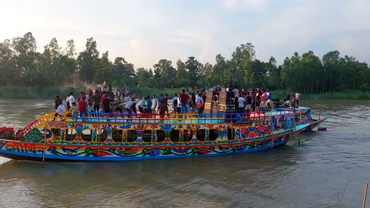 তুরাগ নদীতে ডিজে নৌকা শোডাউন চলছে || নৌকা ভ্রমণ শোডাউন চলছে || Turag River Dj Boat Showdown 2k25.