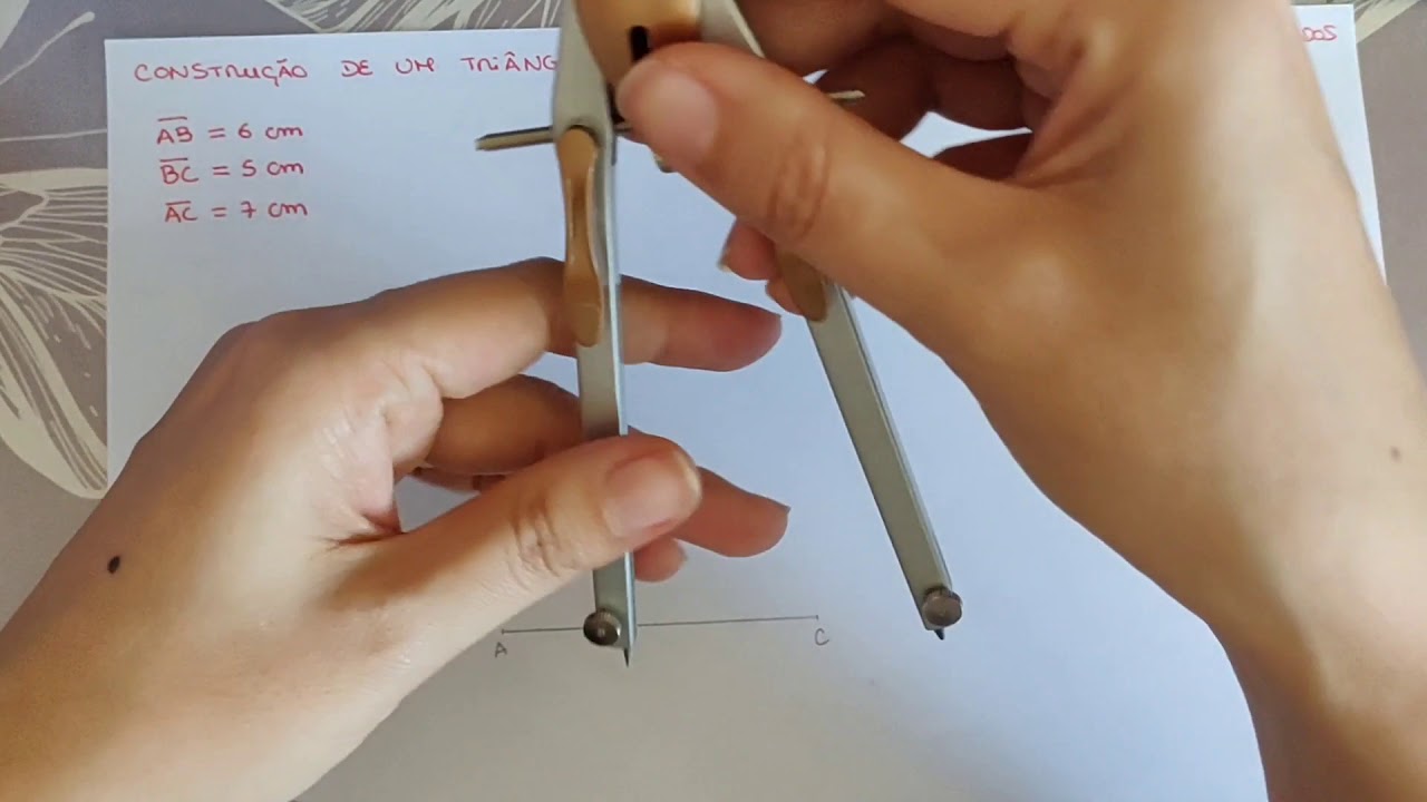 Construção de um triângulo - 3 lados