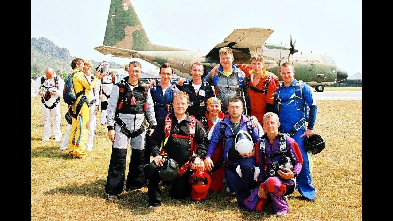Thai Sky Festival 2004.