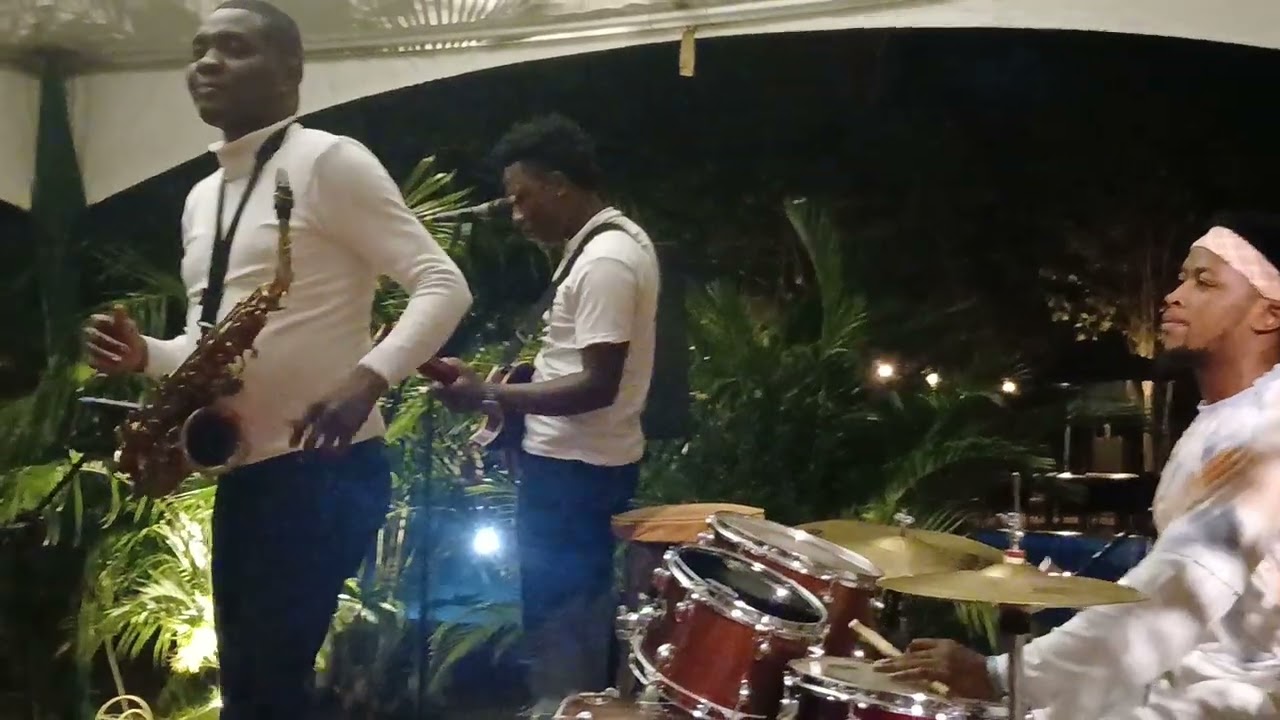 Grand Kalle - Independance Chacha ( Live Performance ).