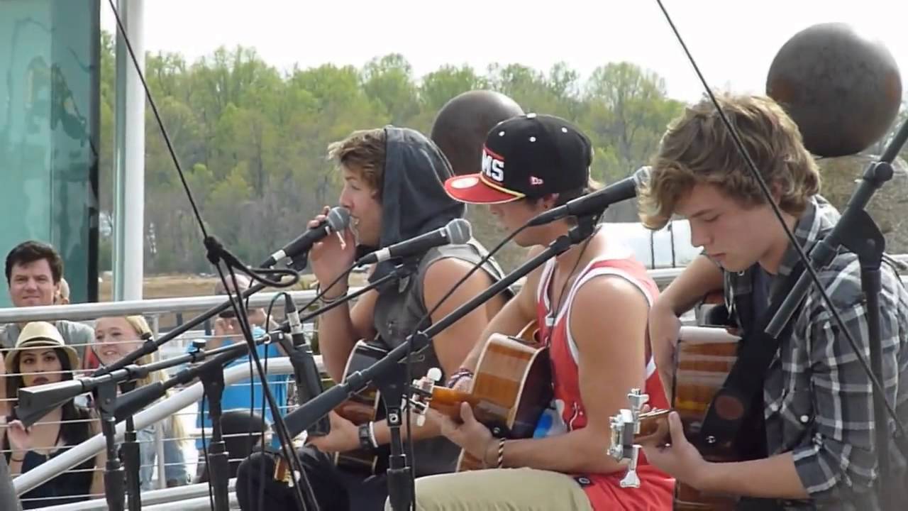 Emblem3 - Jaiden (Live Acoustic)