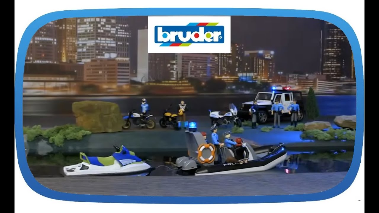 Bruder 02507 Police Ram 2500 w  Trailer, Boat and 2 Figures