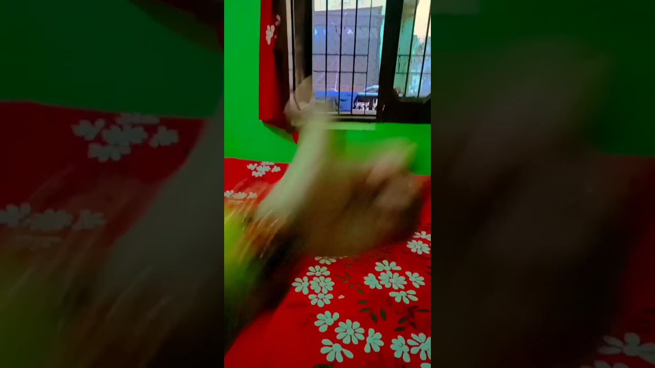 Sala upar se enka 