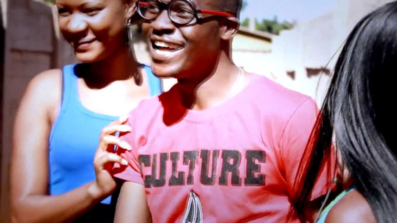 Munhumutema feat TayC - Via Olando (Original Video)
