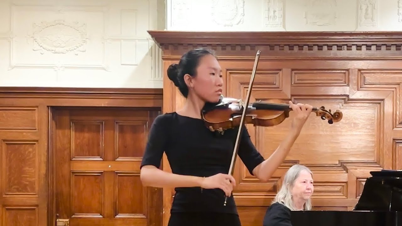 Bartók - Violin Rhapsody No.1 II. Friss / Vera Parkin, piano