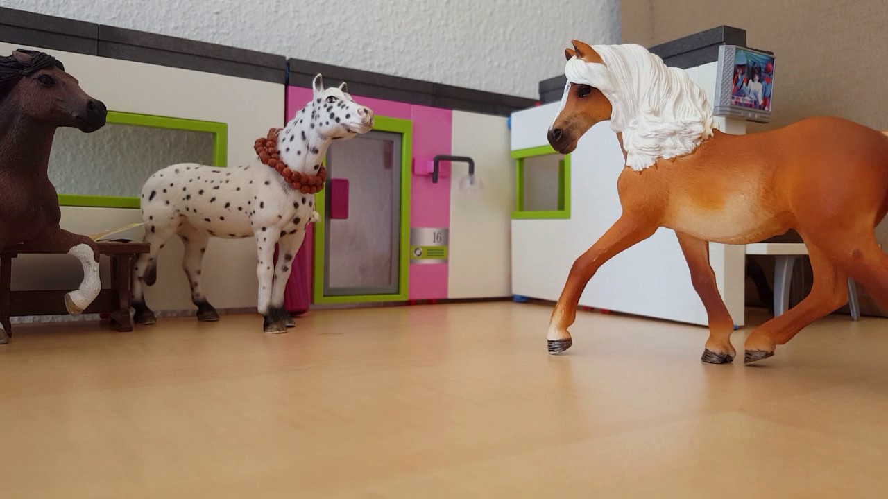 A World Beyond - Trailer Schleich
