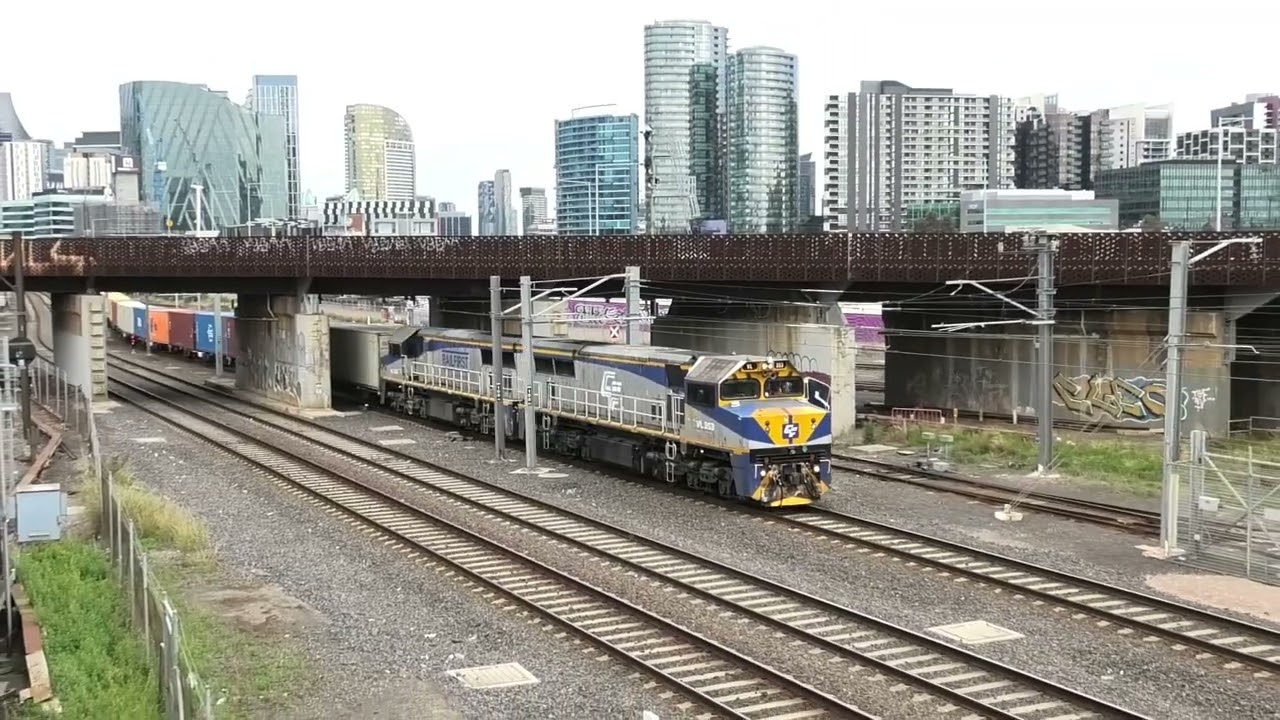 Freight in the West 21 | Australian Freight