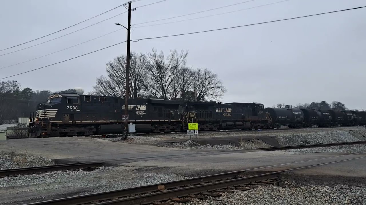 Railfanning Irondale AL 12/27