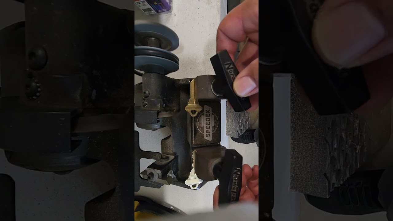 HOW TO CREATE A CONTROL KEY USING 2 SC4 BLANK AND OPERATING KEY