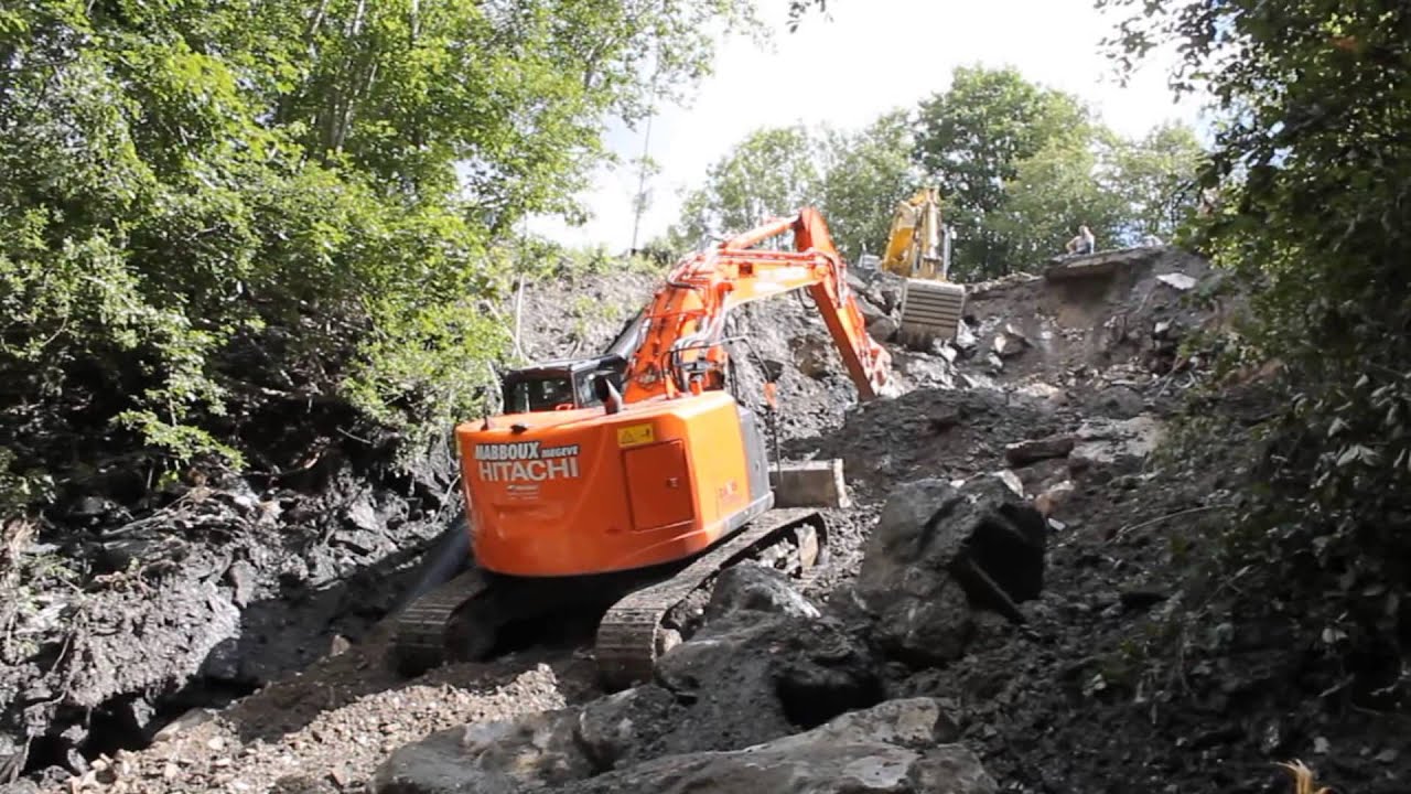 Hitachi 225US & New Holland 215B ~ MABBOUX Megève | Flumet {HD}