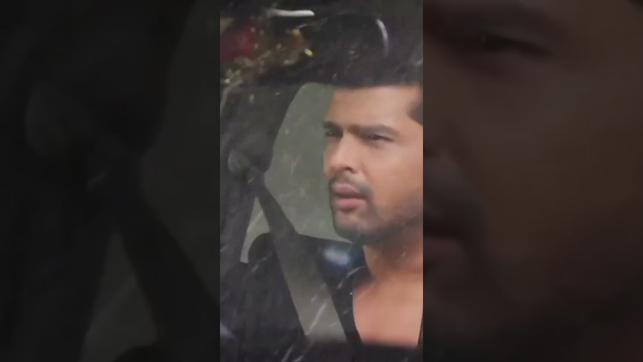 So romantic re🥰😘 Aradhana reyansh love moment #aaransh #barsatein #shivangijoshikushaltandon #sony