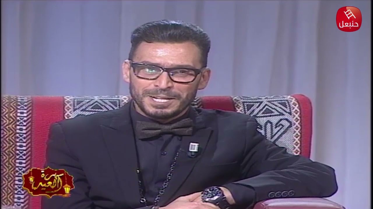 جمهور يرفض التصفيق و يرفضو يكملو الحصة إلا ما يخرج الدلاجي.. شوفوا الدلاجي كيفاش دخل بعضو و تشنج...