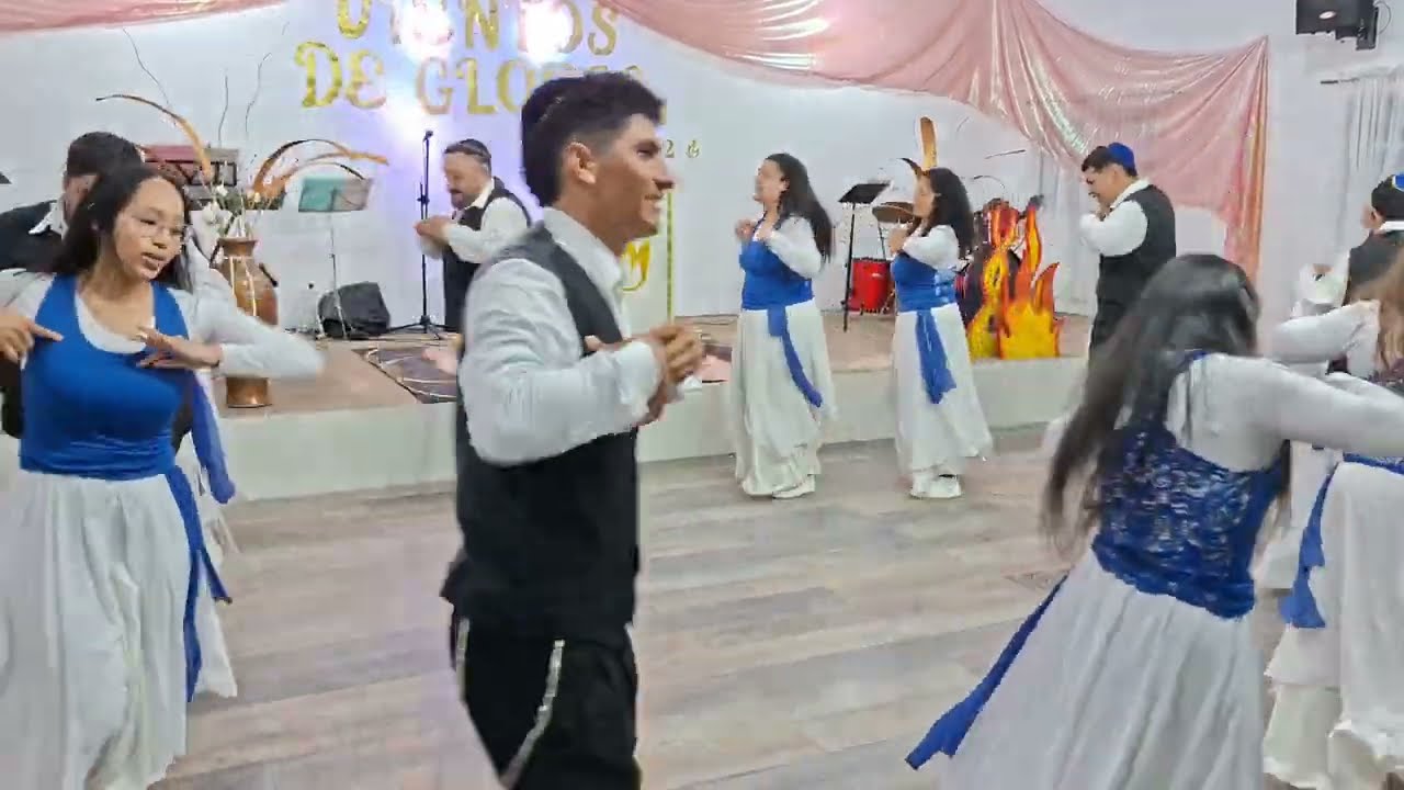 Od Avinu Jai Am Israel Jai - Grupo de Danzas 