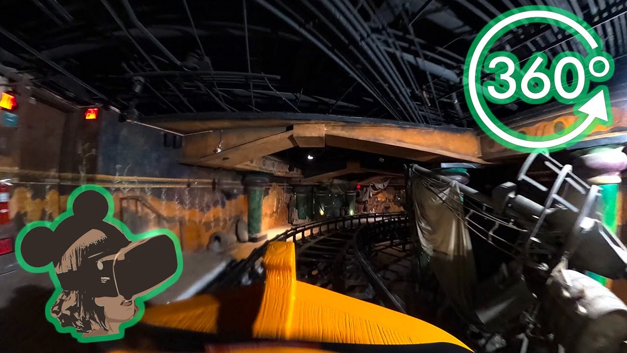 360º Ride on Journey to Atlantis at SeaWorld - Night Ride - Lights On!