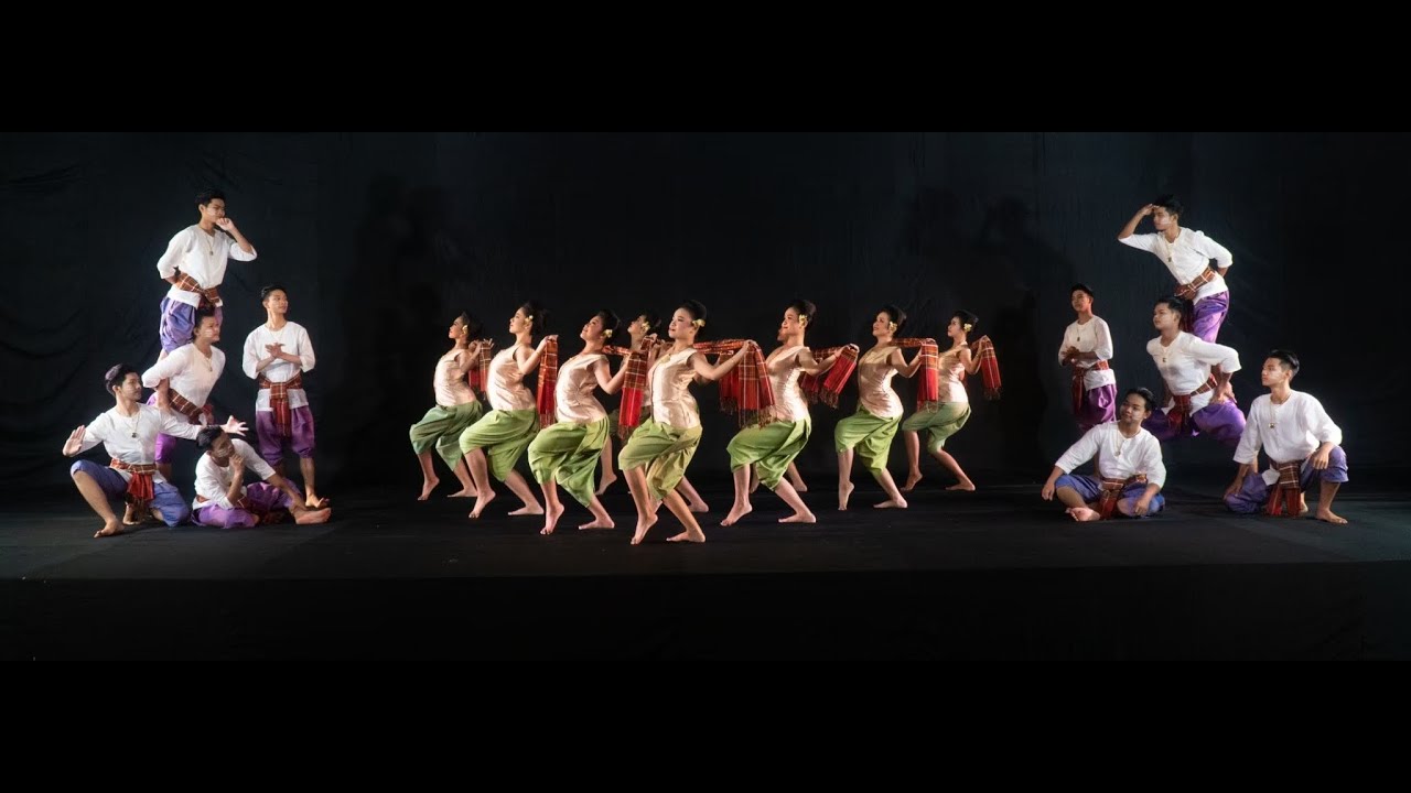 การแสดงชุด ต๋ำเข่า โดยวิทยาลัยนาฏศิลปนครราชสีมา