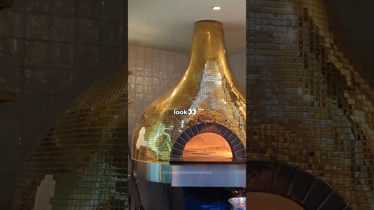 The BEST Wood-Fired Pizza 🍕 in Sydney? 🤩 #shorts #pizza