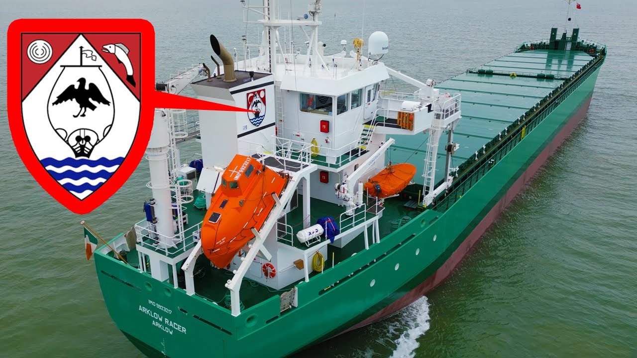 🚢🍀Shipspotting Arklows LATEST Bulk Carrier Ship up close! Arklow Racer awaiting orders at Anchor ⚓
