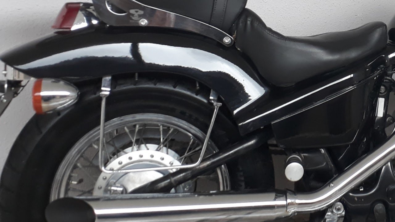 Instalando os afastadores de alforges na Shadow 600