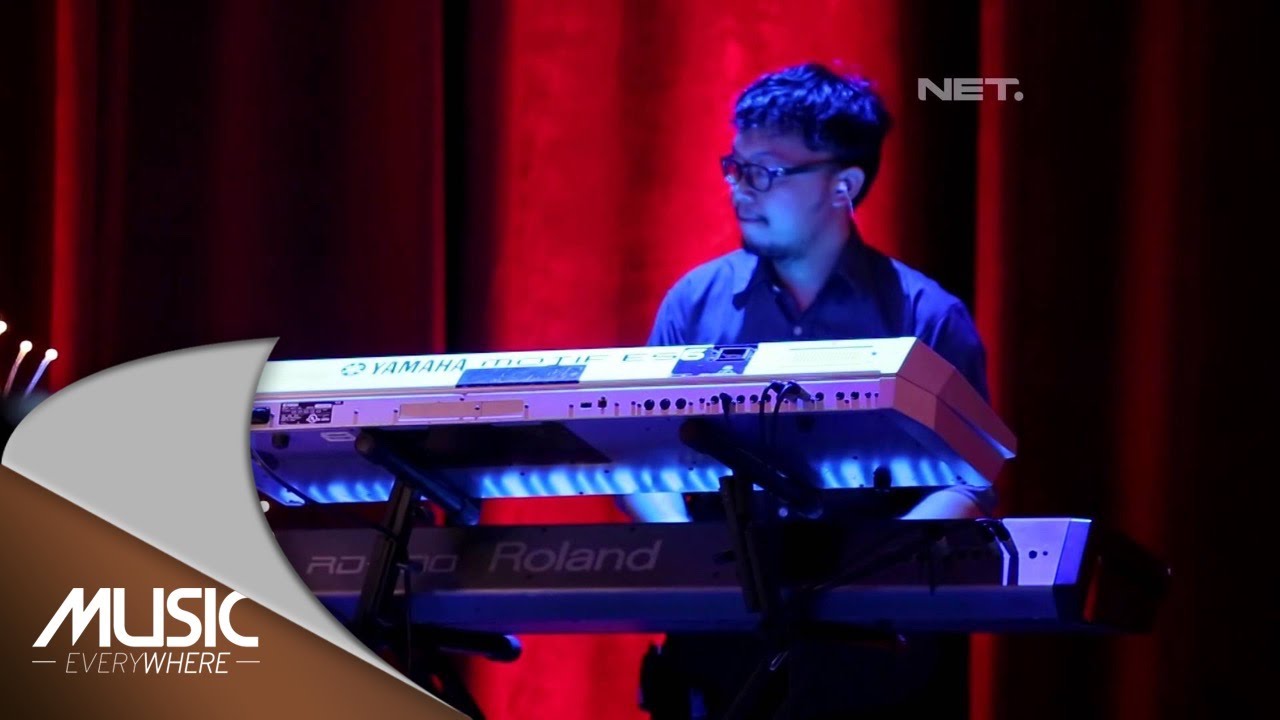 Afgan - Medley Sabar, Jodoh Pasti Bertemu, Bukan Cinta Biasa (Live at Music Everywhere) *