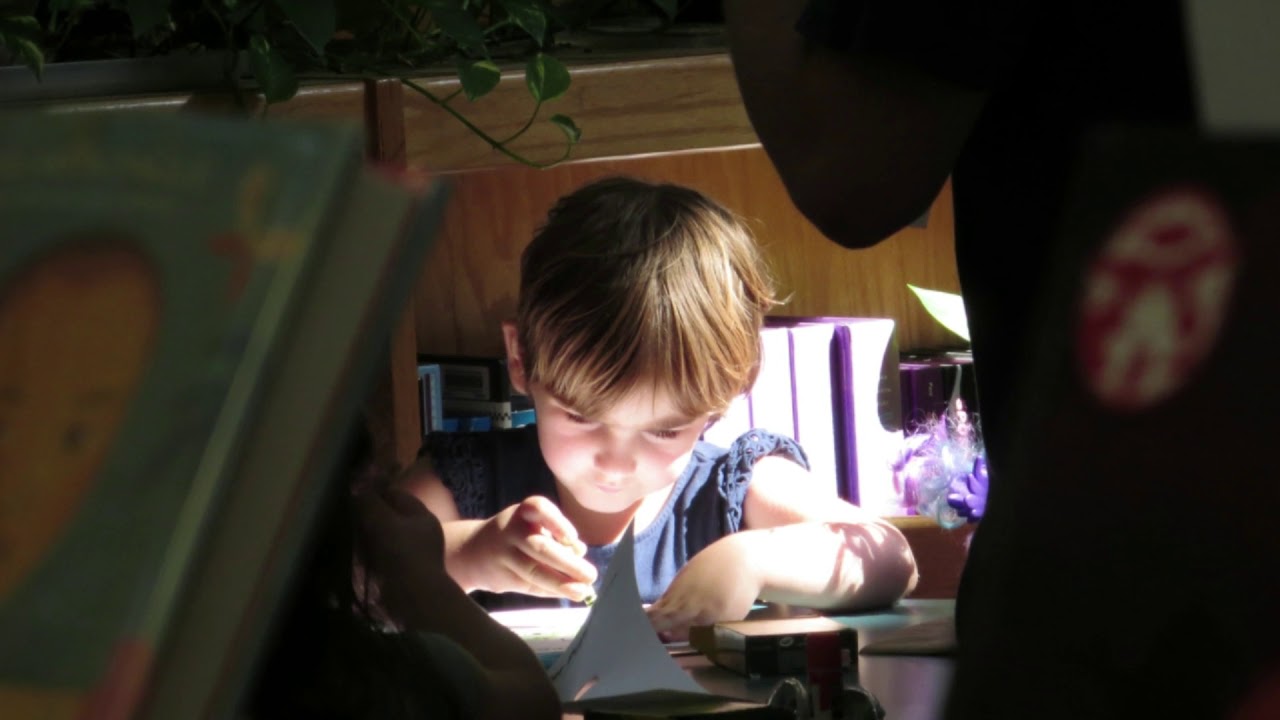 Ant & Grasshopper Aesop Fable Clip puppet show from Puppet Show Inc. Clips from library programs