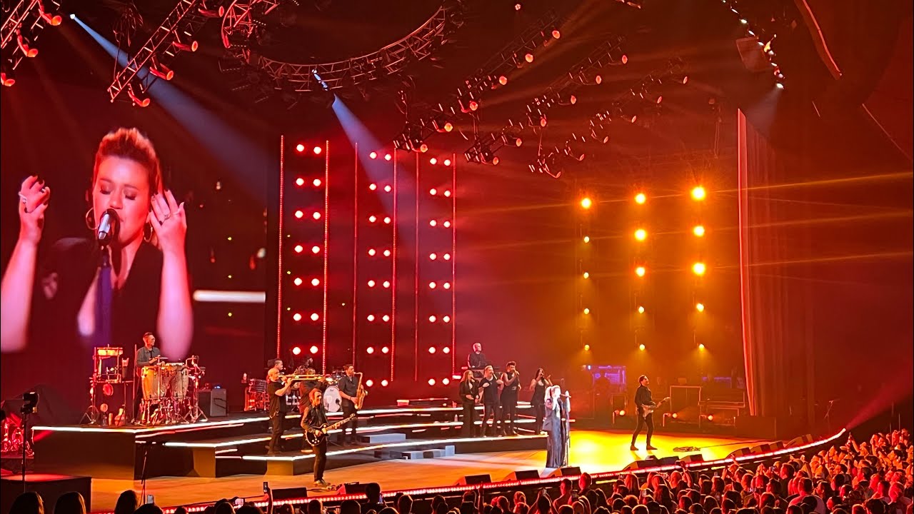 Kelly Clarkson “Me” - Las Vegas - August 11, 2023