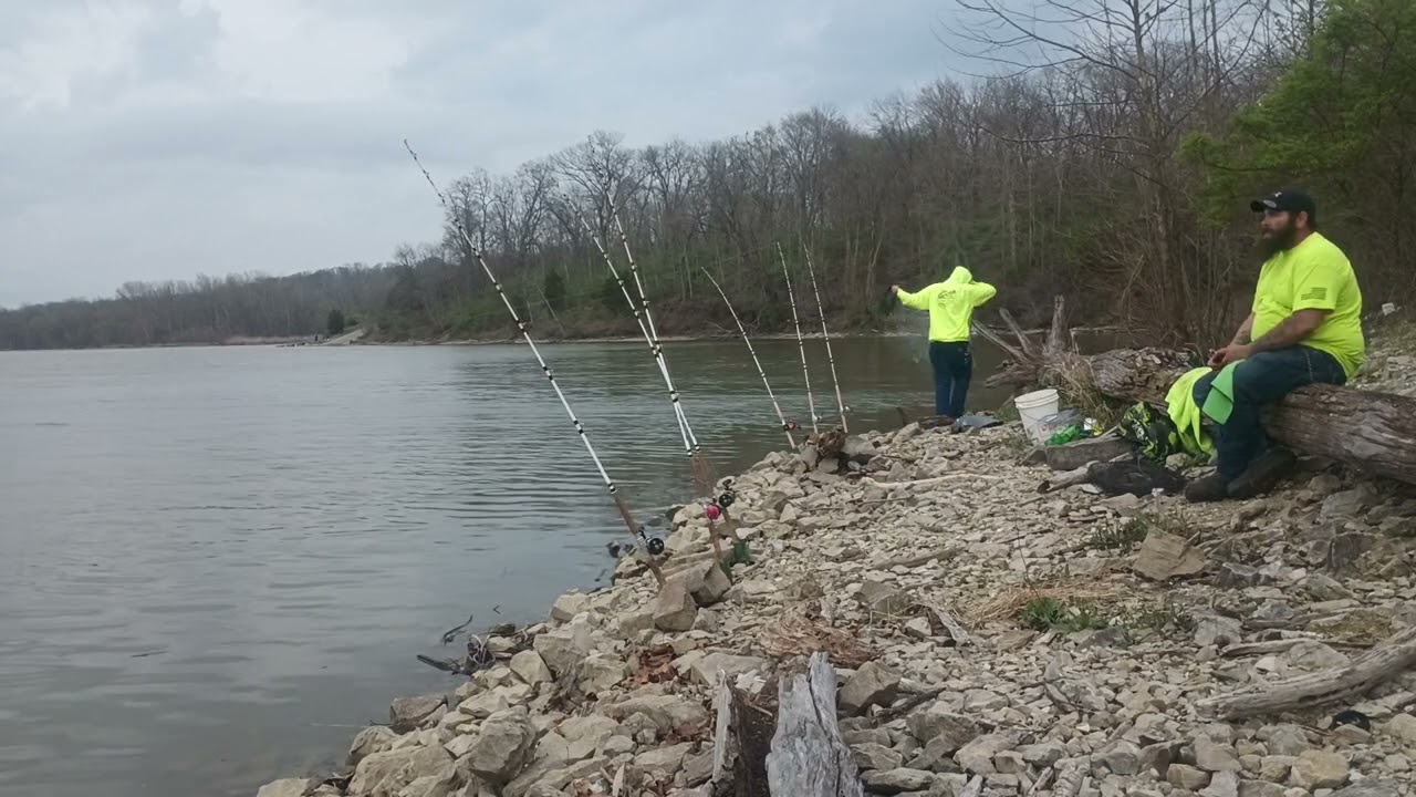 catching catfish Right before the rain!! Brookville lake Indiana.