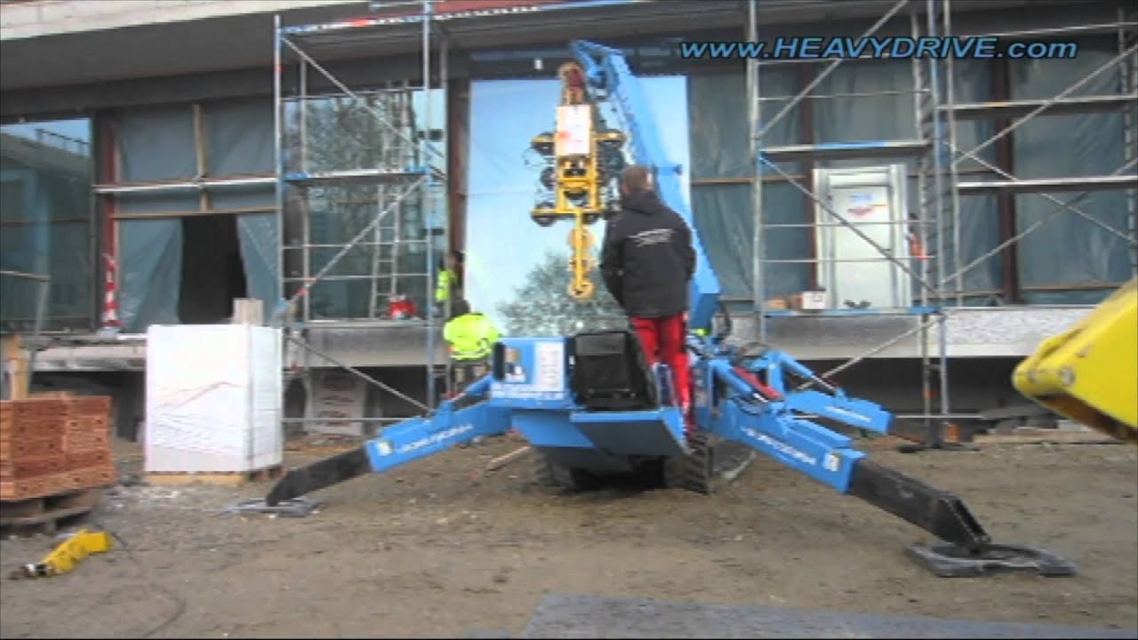 Glasmontage am Beispiel Neubau Museum Molkerei Meggle in Wasserburg