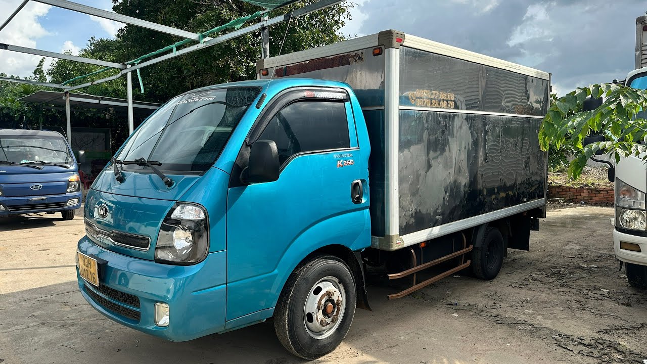 Xe Tải Cũ Kia K250 tải 2490 KG Thùng Kín Đời 2021 | Tiết Kiệm 200 Triệu So Với Xe Mới |  0918973979