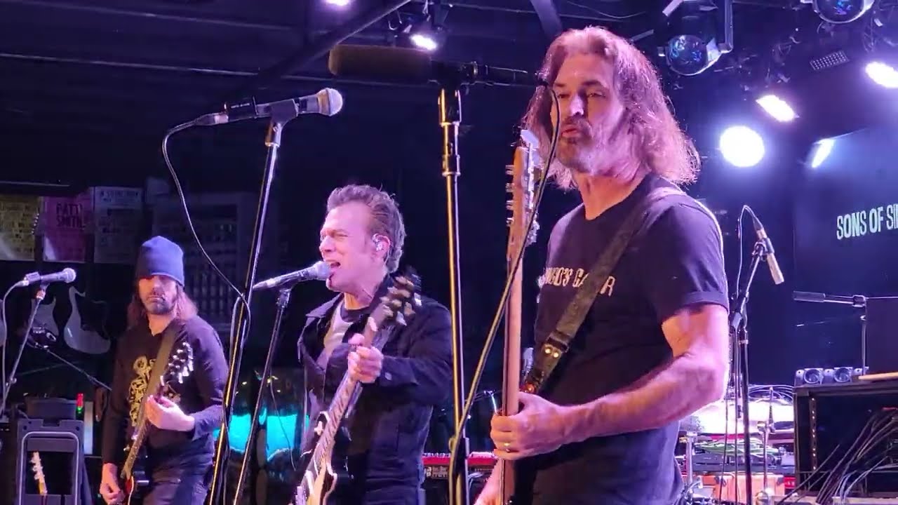 SONS OF SILVER - Tell Me This - Live Stone Pony
