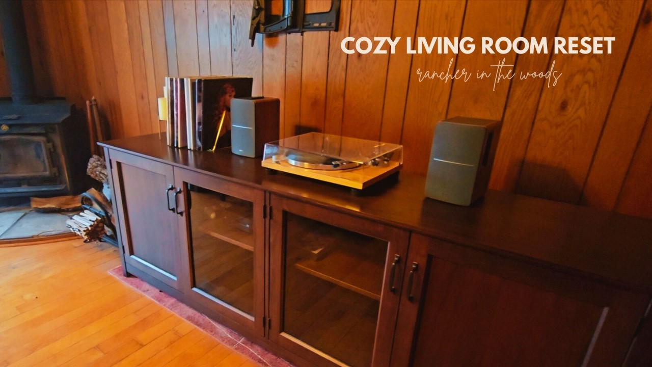 Satisfying Cozy Living Room Organization | Rancher in the Woods | No Talking
