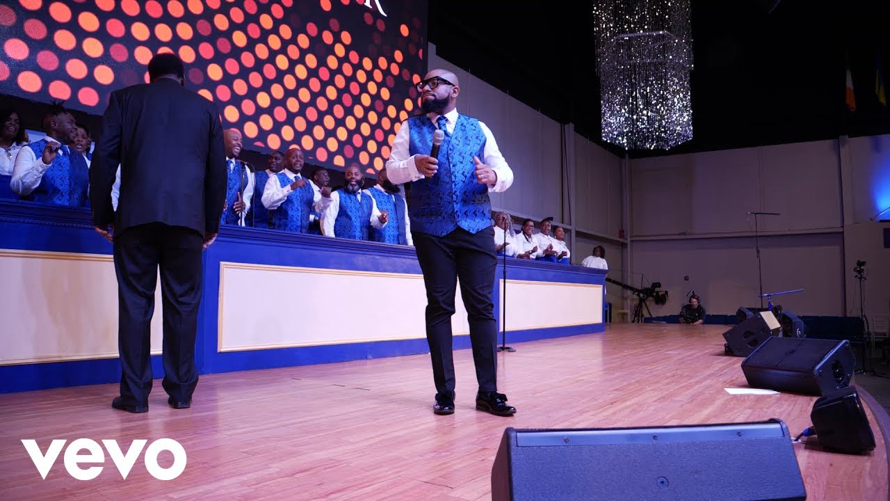 Chicago Mass Choir - Thank God For The Blood