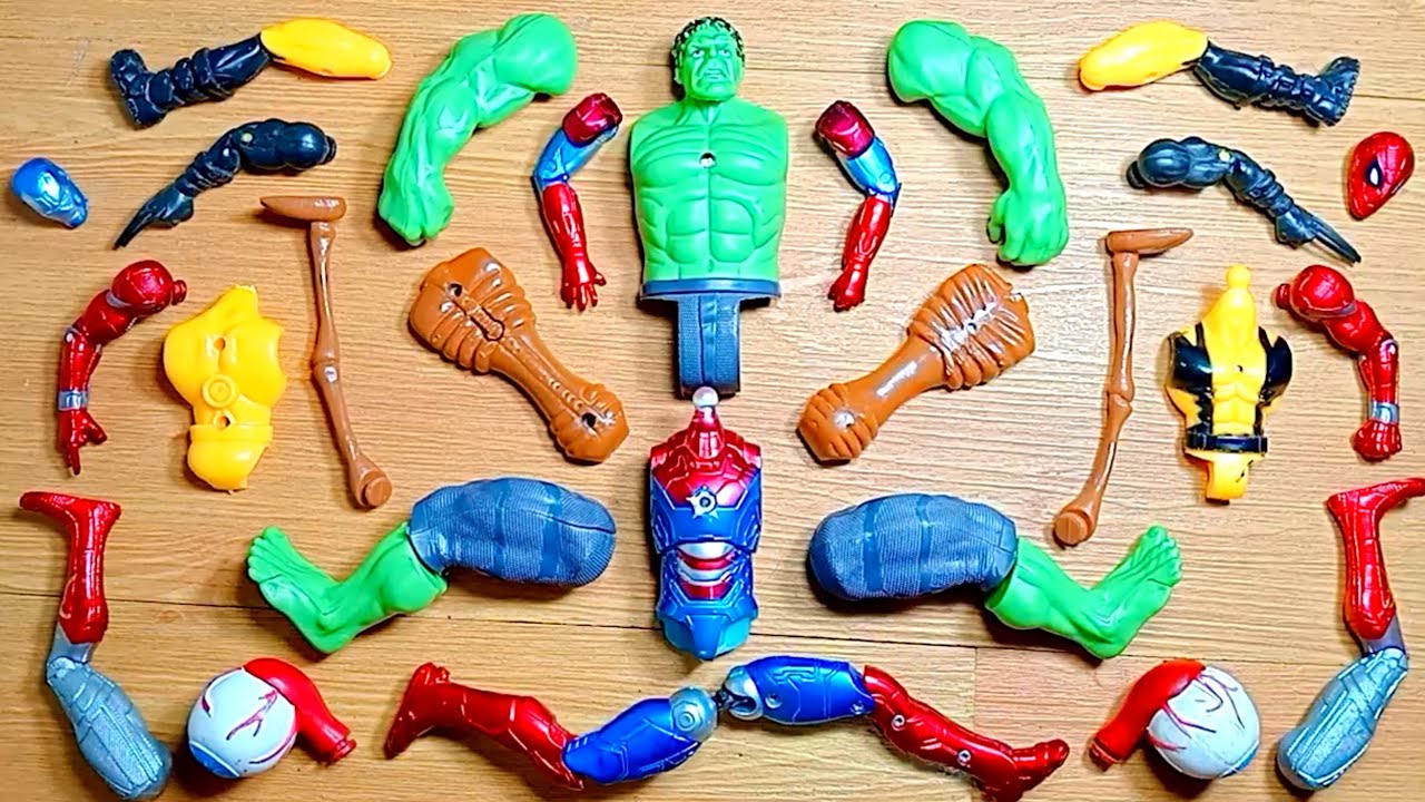 MERAKIT MAINAN SUPERHERO/ WOLVERINE HULK, SPIDERMAN & SIRENHEAD/ 
