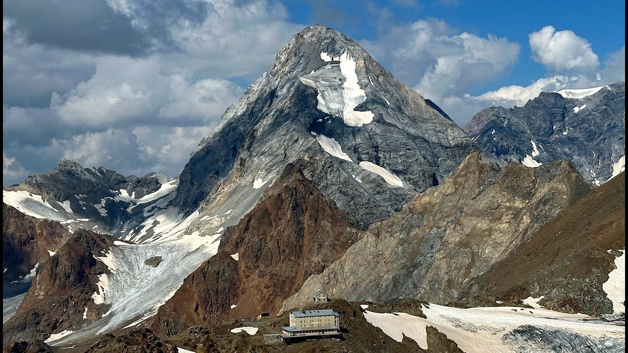 Gran Zebrù m 3851 dal rifugio Pizzini 28 08 2024