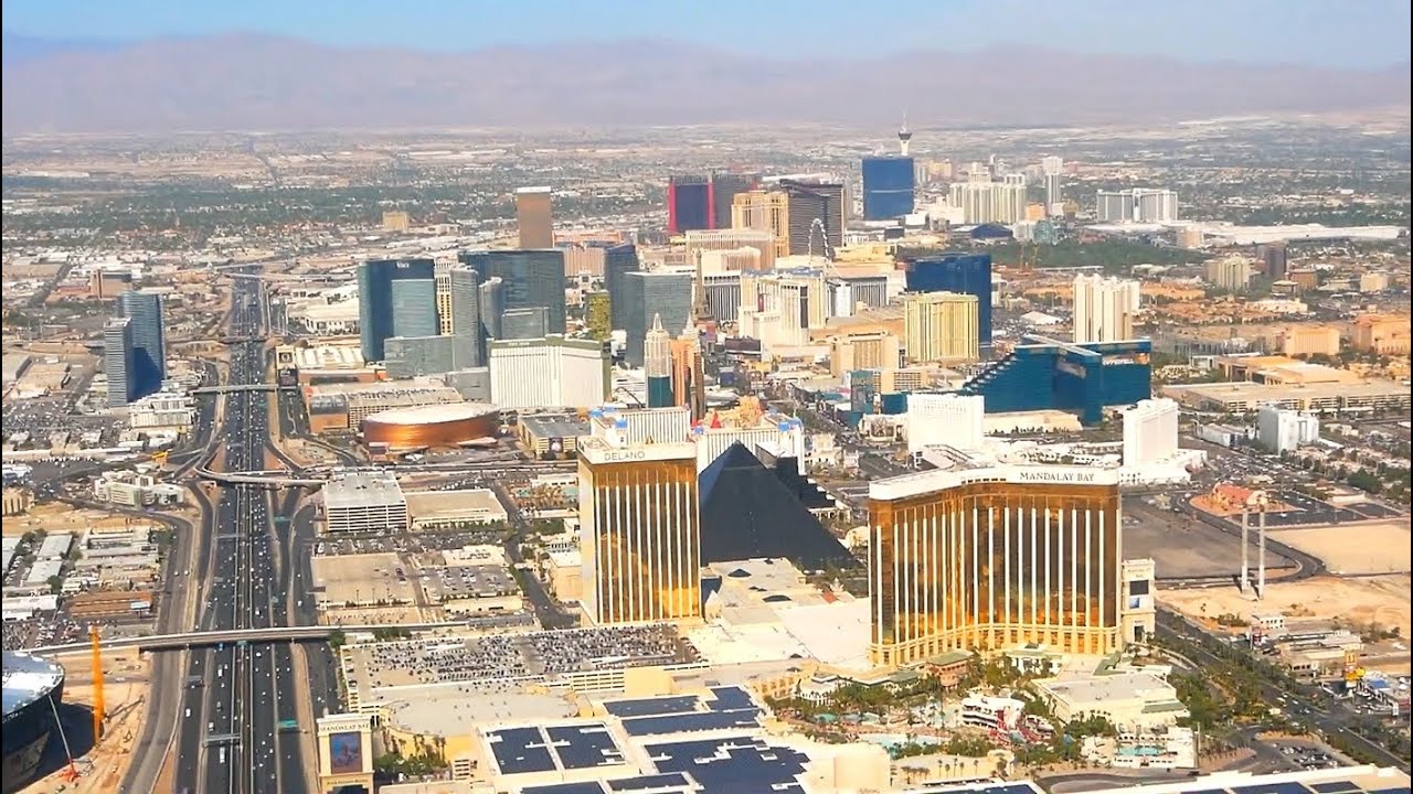 Las Vegas view from Airplane 4K🇺🇸 USA Travel