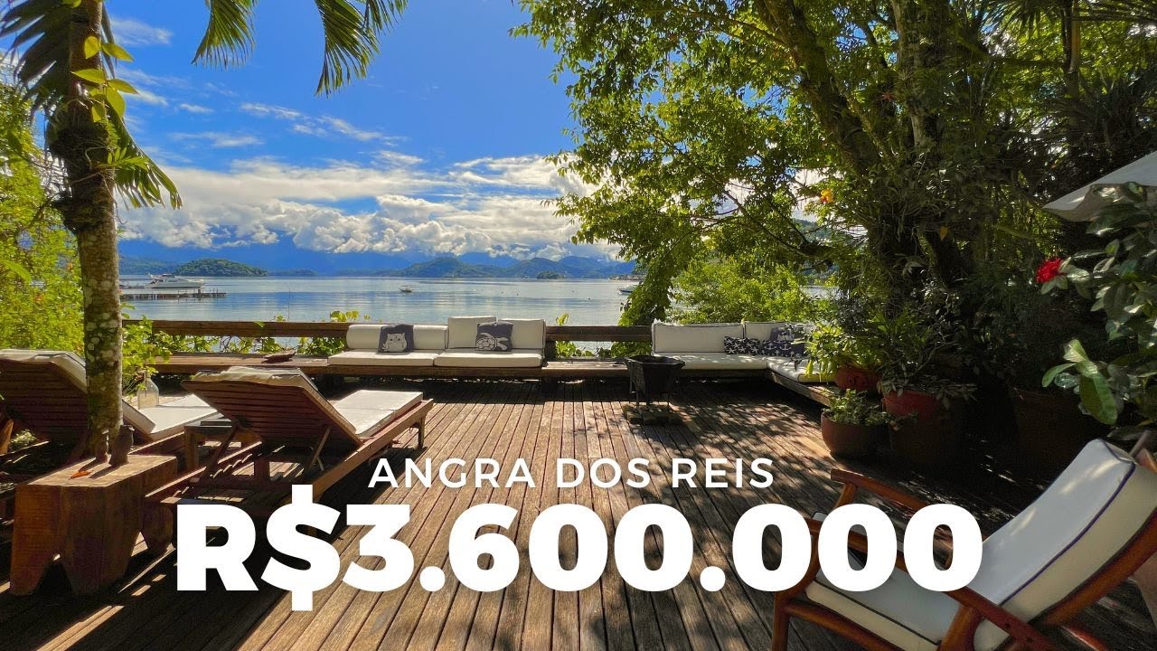 Casa pe na areia com uma vista paradisíaca e sala praticamente dentro do mar a venda por R$3.600.000