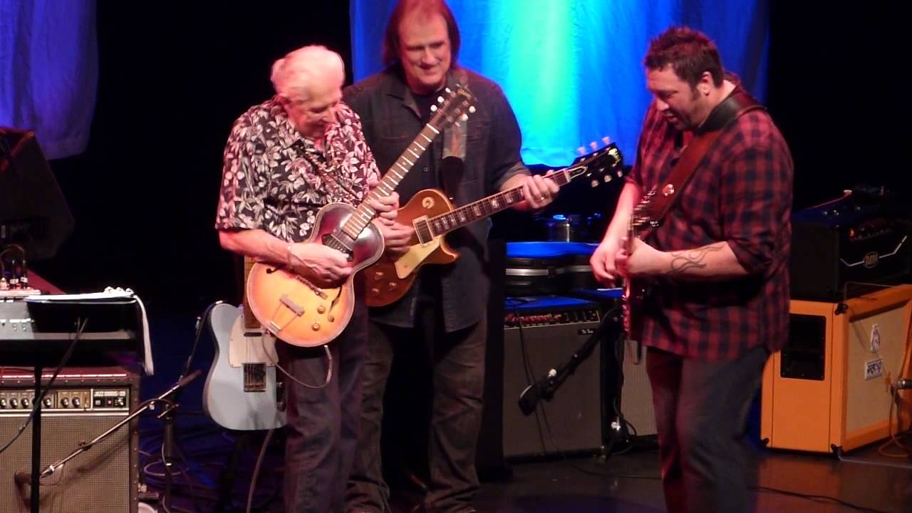 John Mayall Featuring Alan Nimmo & King King - Hideaway @ Dartford 23/11/2014